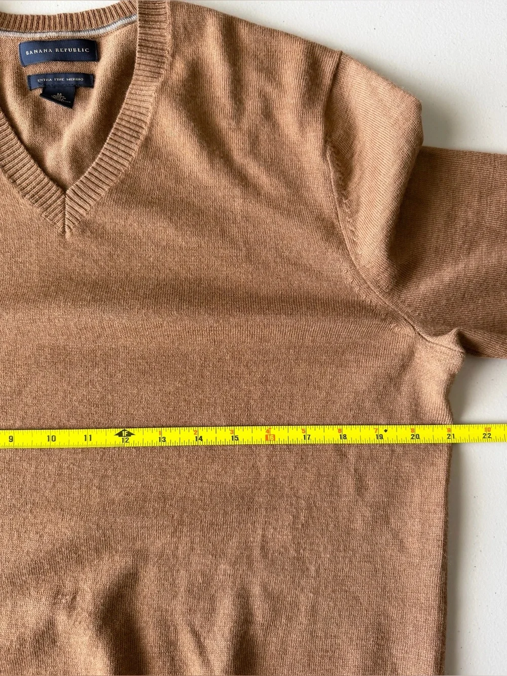 Banana Republic Extra Fine Merino Wool V-Neck Sweater Brown Men’s M